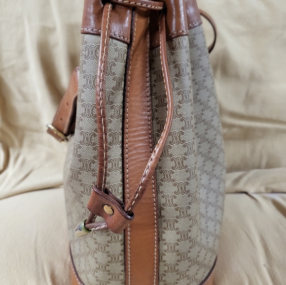 CELINE BUCKET BAG - Picture 4 of 17